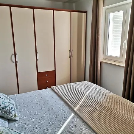 Sun & Sea Apartment