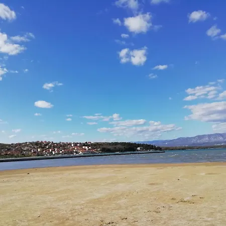 아파트 Sun & Sea *